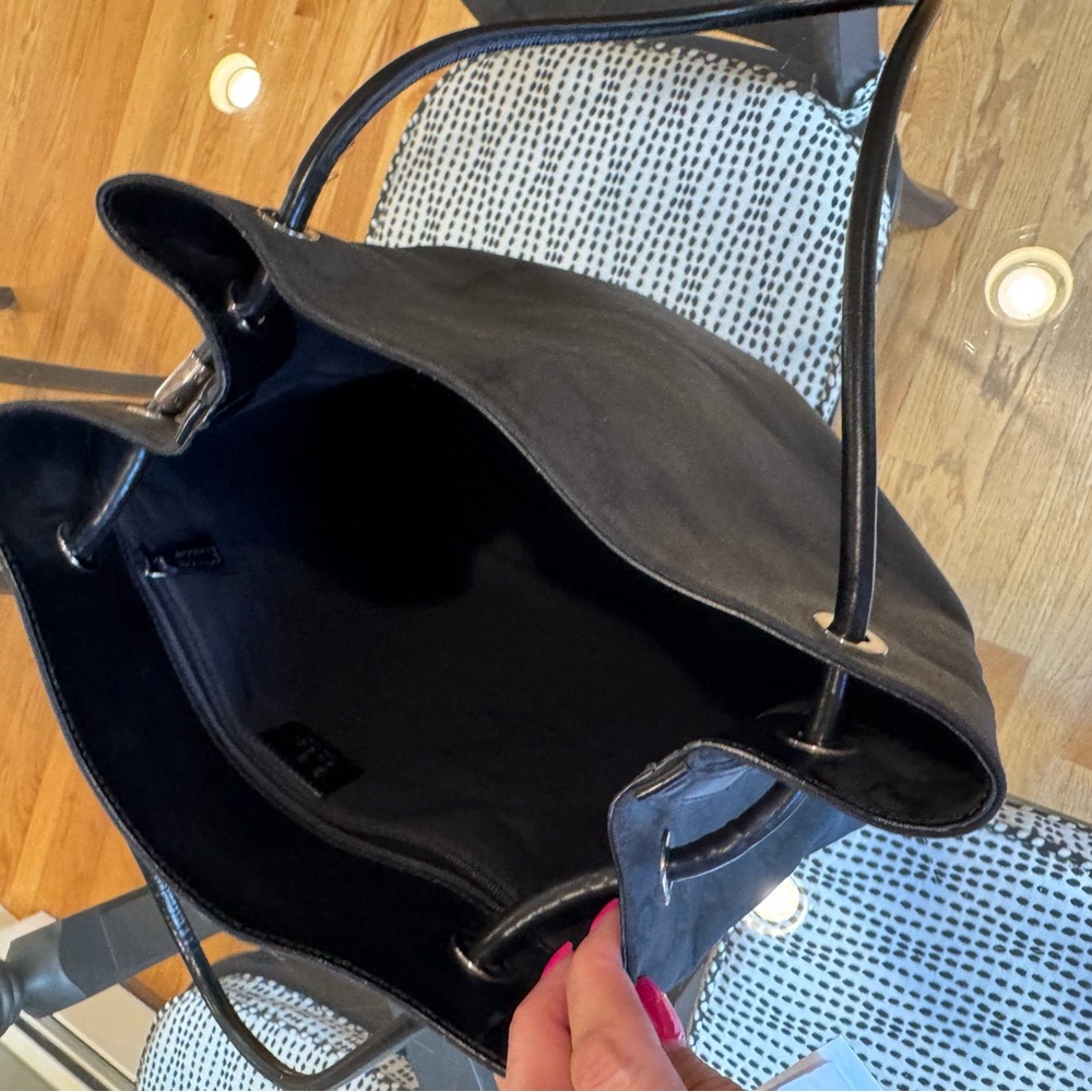 Like new Gucci Black GG Monogram medium  Tote
Like new condition - Picture 7 of 16